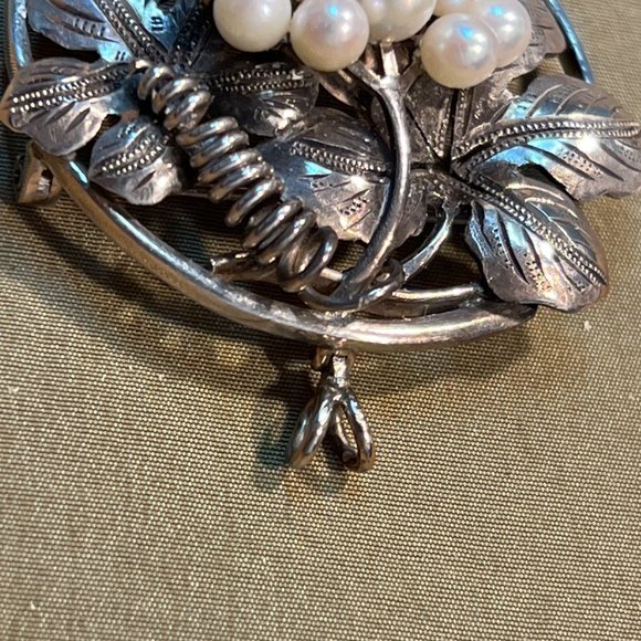 SOLD.Beautiful vintage sterling silver 925 pearl grape pin brooch and pendant - Picture 2 of 9